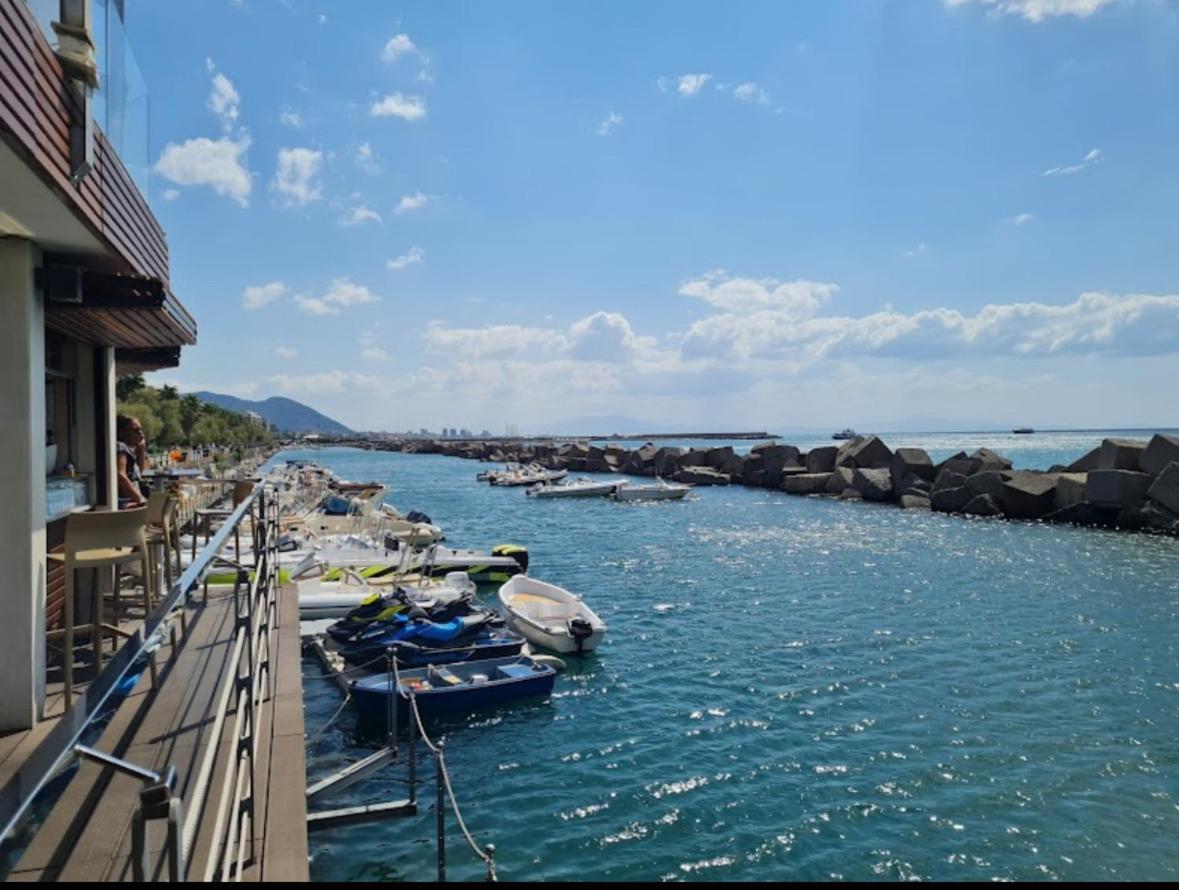 Appartamento Salerno Mare e Luci Esterno foto