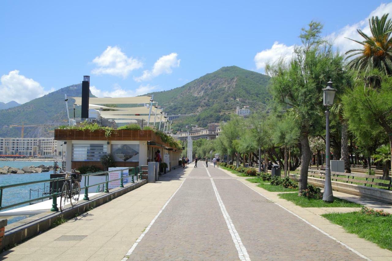 Appartamento Salerno Mare e Luci Esterno foto